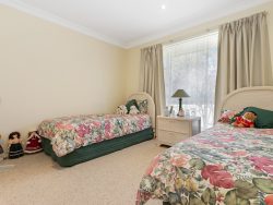 9-11 Panorama Dr, Dundowran Beach QLD 4655, Australia