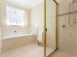 9-11 Panorama Dr, Dundowran Beach QLD 4655, Australia