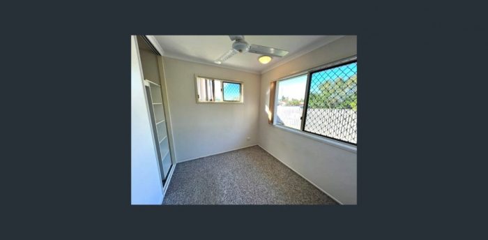 Unit 4/11 Ribbon Ct, Glenella QLD 4740, Australia