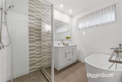 21 Telopea Ave, Doncaster East VIC 3109, Australia