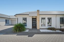 Unit 8/67 States Rd, Morphett Vale SA 5162, Australia