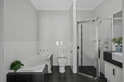 Unit 8/67 States Rd, Morphett Vale SA 5162, Australia