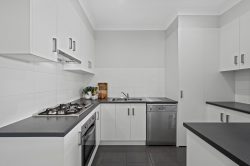 Unit 8/67 States Rd, Morphett Vale SA 5162, Australia