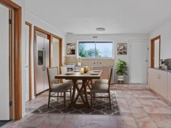 4 Steel Rd, Hamilton VIC 3300, Australia