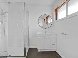 4 Steel Rd, Hamilton VIC 3300, Australia