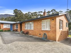 73 Strickland Ave, South Hobart TAS 7004, Australia