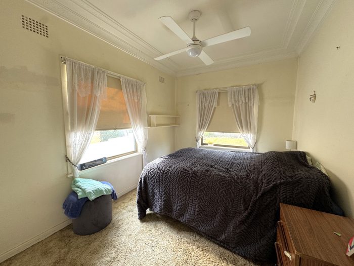 7 Taylor Rd, Young NSW 2594, Australia