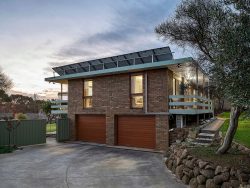 1 Timbertop Dr, Kennington VIC 3550, Australia