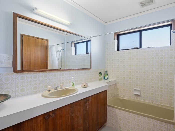 1 Timbertop Dr, Kennington VIC 3550, Australia
