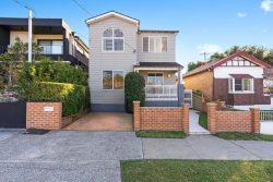 77 Bayview St, Bexley NSW 2207, Australia