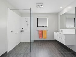 Unit 1/57 Sale St, Huonville TAS 7109, Australia