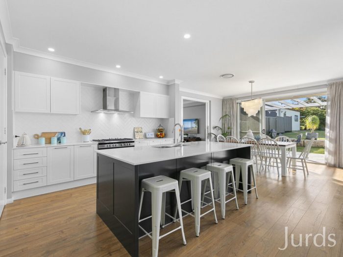 11 Irma Pl, Lochinvar NSW 2321, Australia