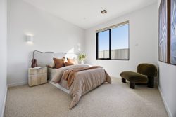 116 Loongana Ave, Glenroy VIC 3046, Australia