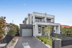 64A West St, Hadfield VIC 3046, Australia