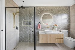 64A West St, Hadfield VIC 3046, Australia