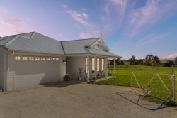 14 Acacia St, Gundaroo NSW 2620, Australia