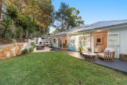 12A Walder Cres, Avoca Beach NSW 2251, Australia