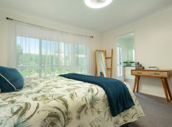 6 Bronwyn Ct, Highfields QLD 4352, Australia