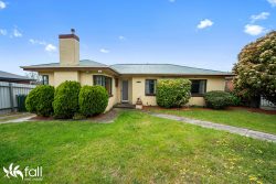 469 Brooker Hwy, Derwent Park TAS 7009, Australia
