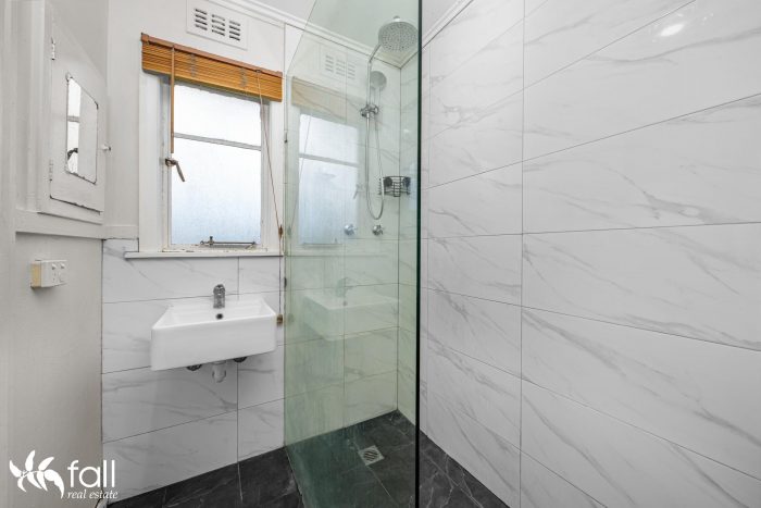 469 Brooker Hwy, Derwent Park TAS 7009, Australia