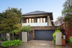 47 Bruce St, Toorak VIC 3142, Australia