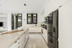 47 Bruce St, Toorak VIC 3142, Australia