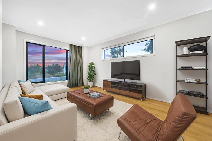 37 Bursaria Dr, Truganina VIC 3029, Australia
