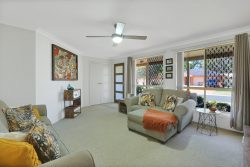 Unit 2/32 Cachia Blvd, Horsley NSW 2530, Australia