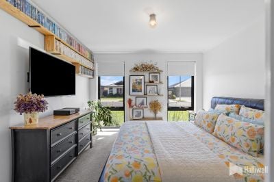30 Calthorpe St, Latrobe TAS 7307, Australia