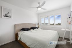 11 Uniacke Dr, Banora Point NSW 2486, Australia