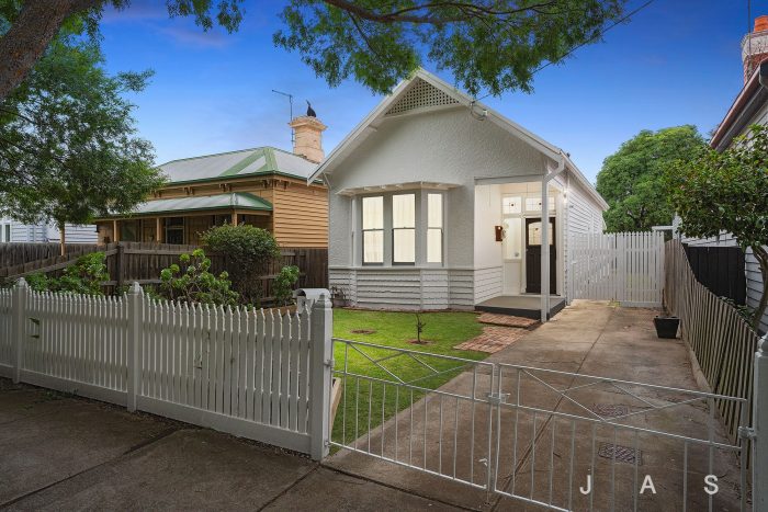 4 Commercial Rd, Footscray VIC 3011, Australia