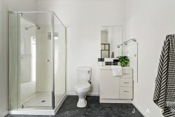 4 Commercial Rd, Footscray VIC 3011, Australia