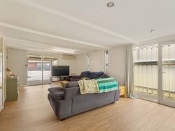 1 Crisp St, Aldinga Beach SA 5173, Australia
