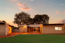 2 Crocker Way, Cable Beach WA 6726, Australia