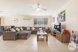 Unit 3/39 Cunningham St, Westdale NSW 2340, Australia