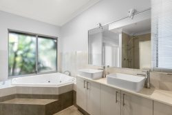 5 Delaware Rd, Cable Beach WA 6726, Australia