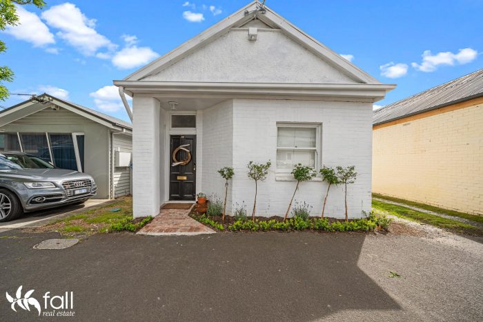 48 Derwent Park Rd, Derwent Park TAS 7009, Australia