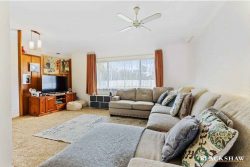 2 Dolphin Ave, Batemans Bay NSW 2536, Australia