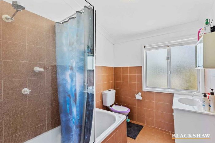 2 Dolphin Ave, Batemans Bay NSW 2536, Australia