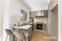 2 Drayton St, Sunshine VIC 3020, Australia