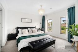 22 Durward Ave, Glen Waverley VIC 3150, Australia