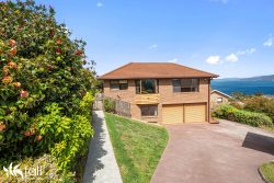 Unit 2/5 Eyrie Cl, Howrah TAS 7018, Australia