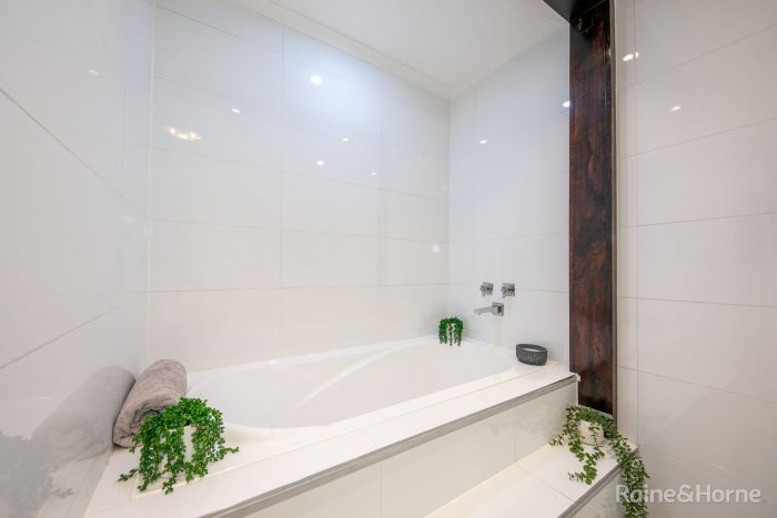 7 Tasman Ct, Sunbury VIC 3429, Australia