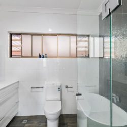 37 Farmborough Rd, Unanderra NSW 2526, Australia