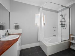 4 Forrest St, South Boulder WA 6432, Australia