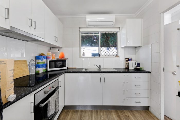 Unit 1/19 Lorraine Ct, Andergrove QLD 4740, Australia