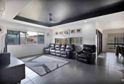 32 Eileen St, Walkerston QLD 4751, Australia