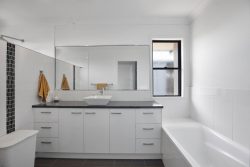 32 Eileen St, Walkerston QLD 4751, Australia