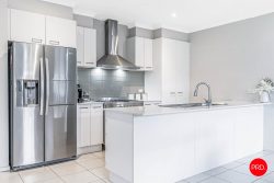 16 Grayton St, Marong VIC 3515, Australia