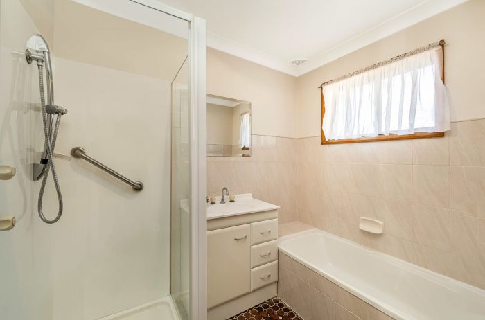 Unit 4/16 Heador St, Toukley NSW 2263, Australia